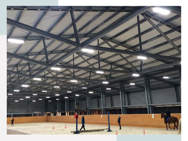 Строительство конных манежей от 623 руб в Удомля